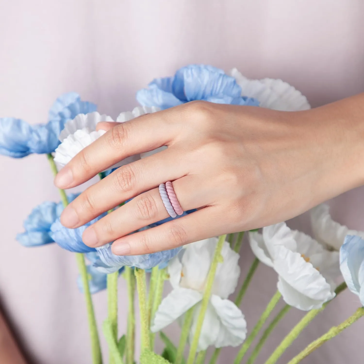 Egnaro Silicone Ring Women Thin and Stackable Rubber Rings Women Wedding Bands - 2.5mm Width - 1.8mm Thick