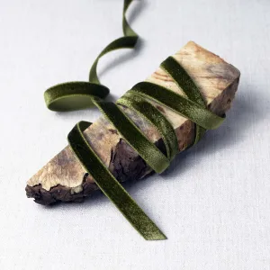 Lustre Velvet Ribbon in Moss