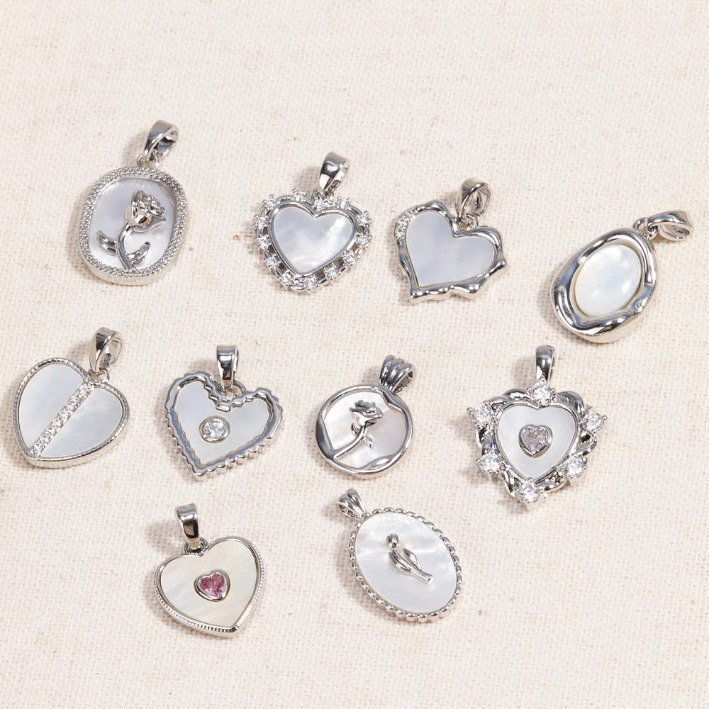 Moderate Luxury Petal Rose Flower Shell Necklaces