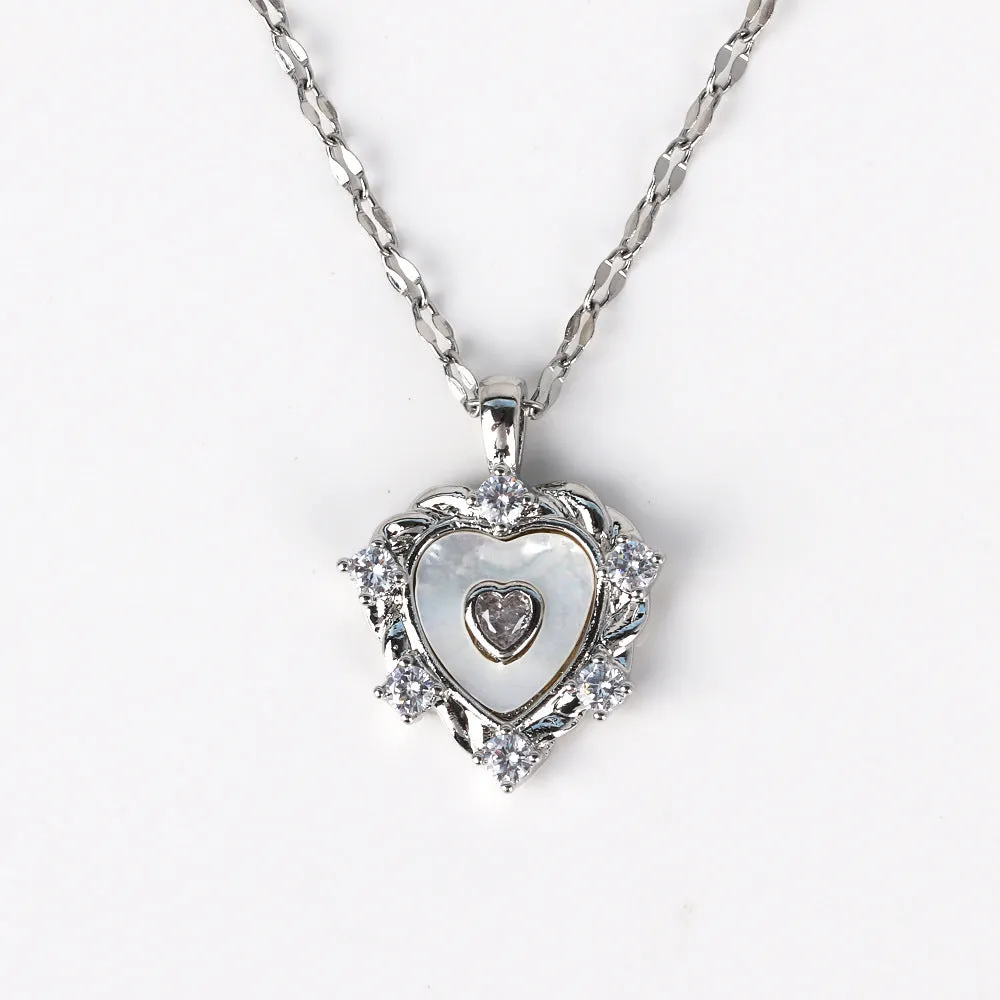 Moderate Luxury Petal Rose Flower Shell Necklaces